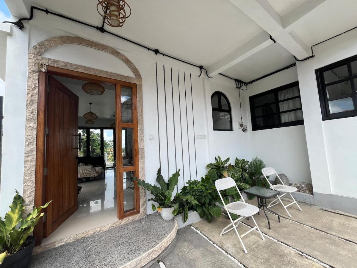 Villa De La Rose 1 Bedroom Ungasan Εξωτερικό φωτογραφία